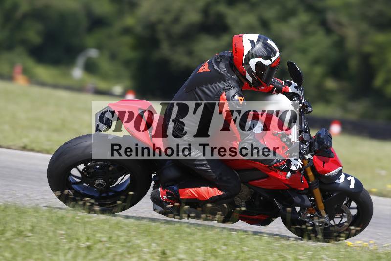 Archiv-2025/26 11.06.2025 Peter Studer have fun ADR/Gruppe blau/91